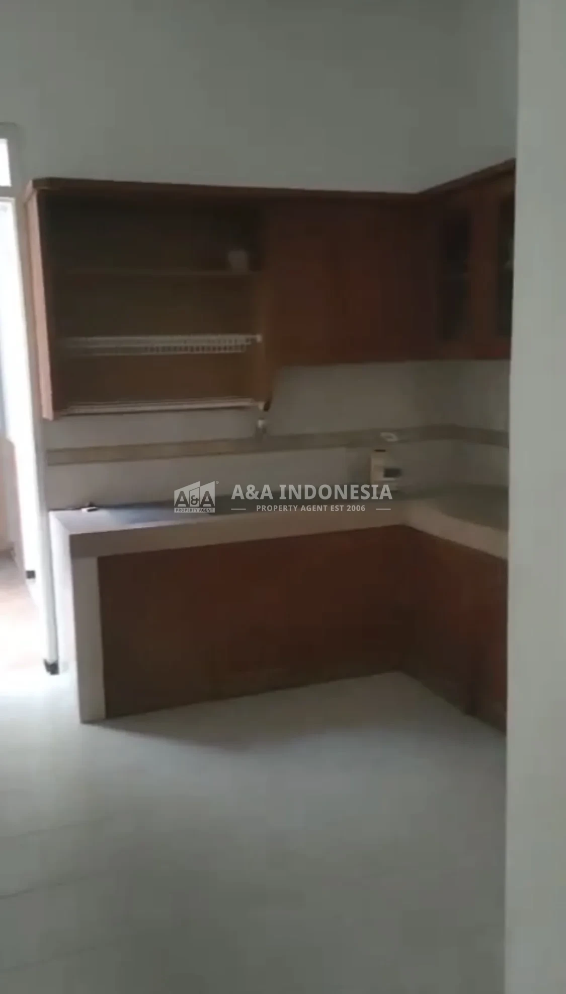 Dijual Rumah 2 Lantai Prapen Indah Surabaya Selatan Siap Huni - Thumbnail 3