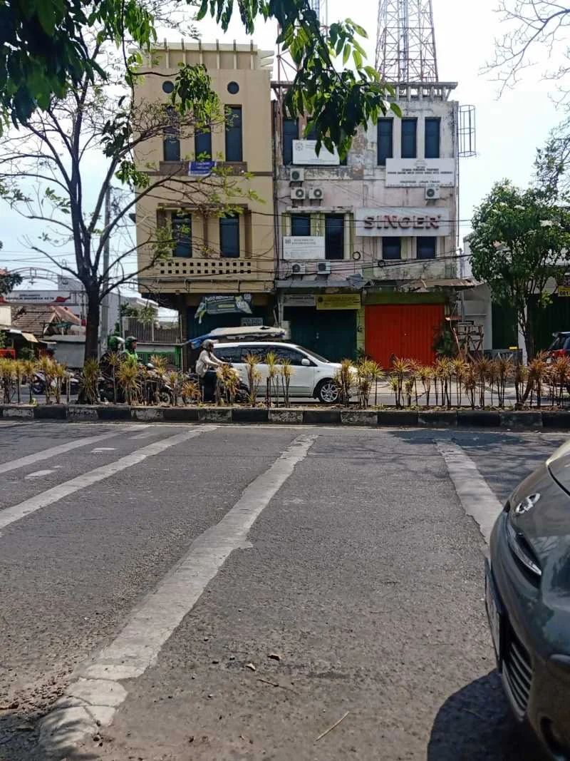 Dijual/Disewakan Ruko di Jalan Bung Tomo Ngagel Surabaya Timur - Thumbnail 4