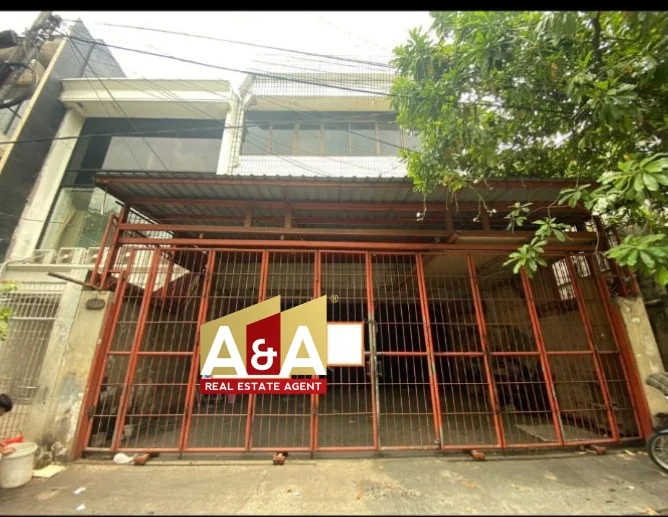 Disewakan Ruko Lokasi Komersil di Wilayah Surabaya Barat - Image 1