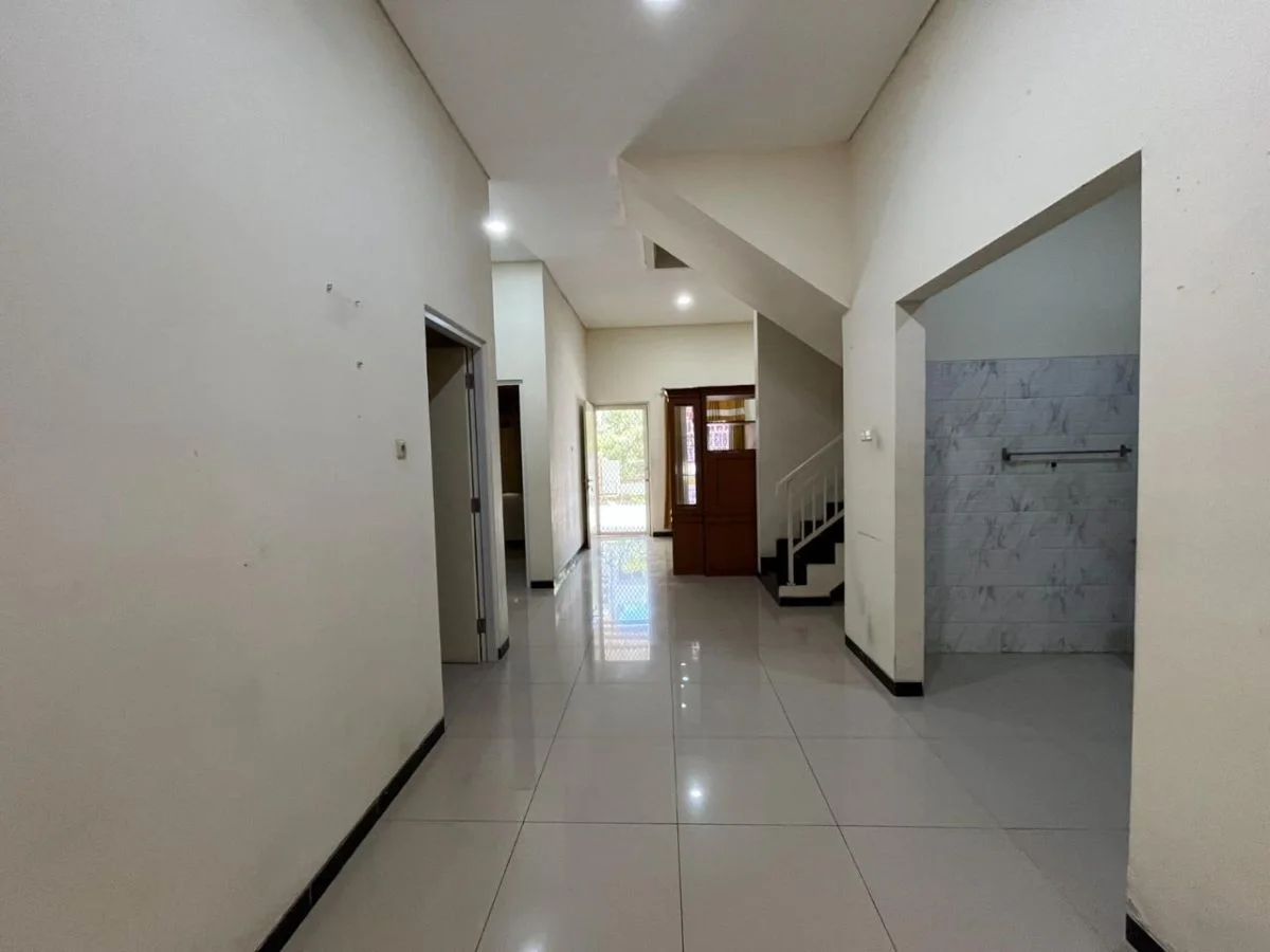 Dijual/Disewakan Rumah Siap Huni di Taman Puspa Raya Citraland Surabaya Barat - Thumbnail 3