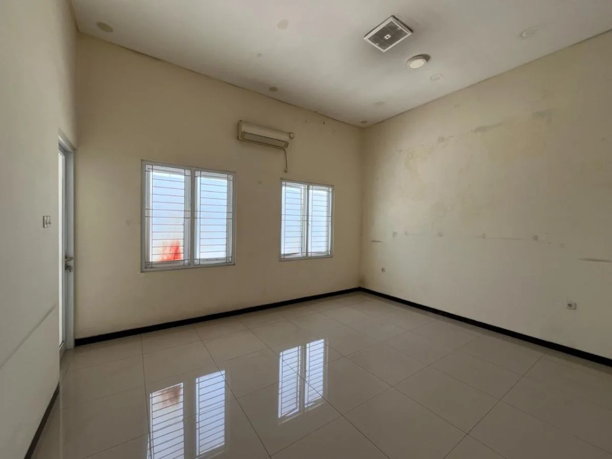 Dijual/Disewakan Rumah Siap Huni di Taman Puspa Raya Citraland Surabaya Barat - Thumbnail 6