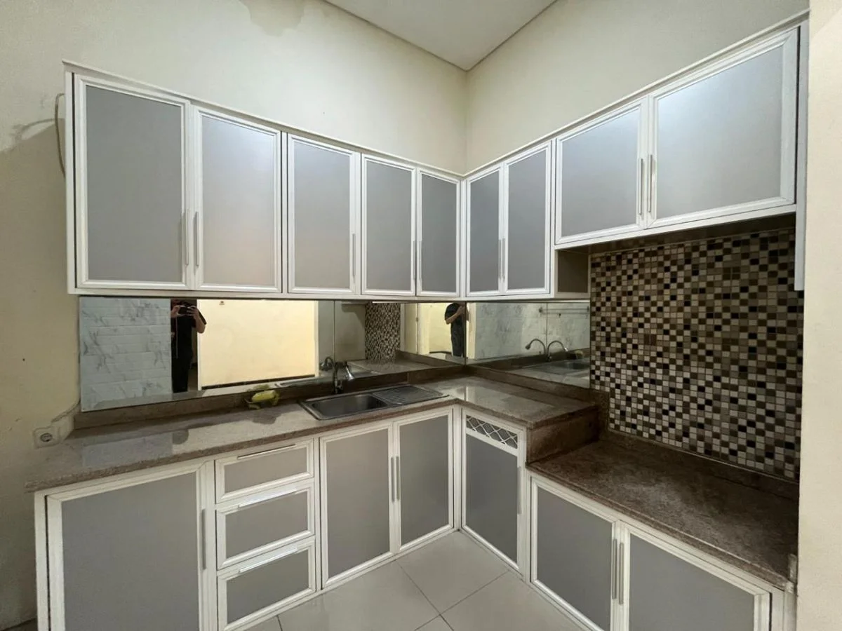 Dijual/Disewakan Rumah Siap Huni di Taman Puspa Raya Citraland Surabaya Barat - Thumbnail 7