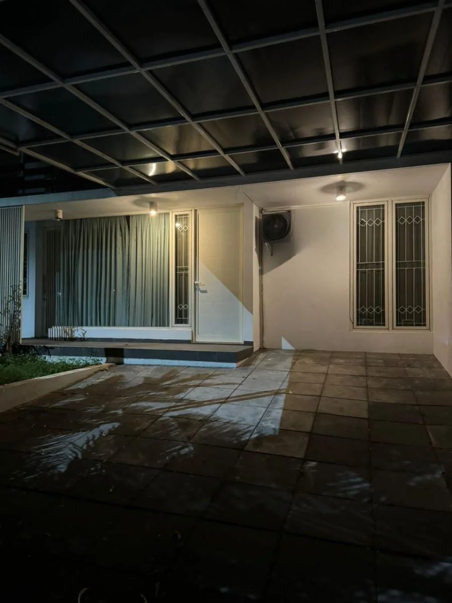 Disewakan Rumah Bagus Nyaman Rosewood Citraland Surabaya Barat