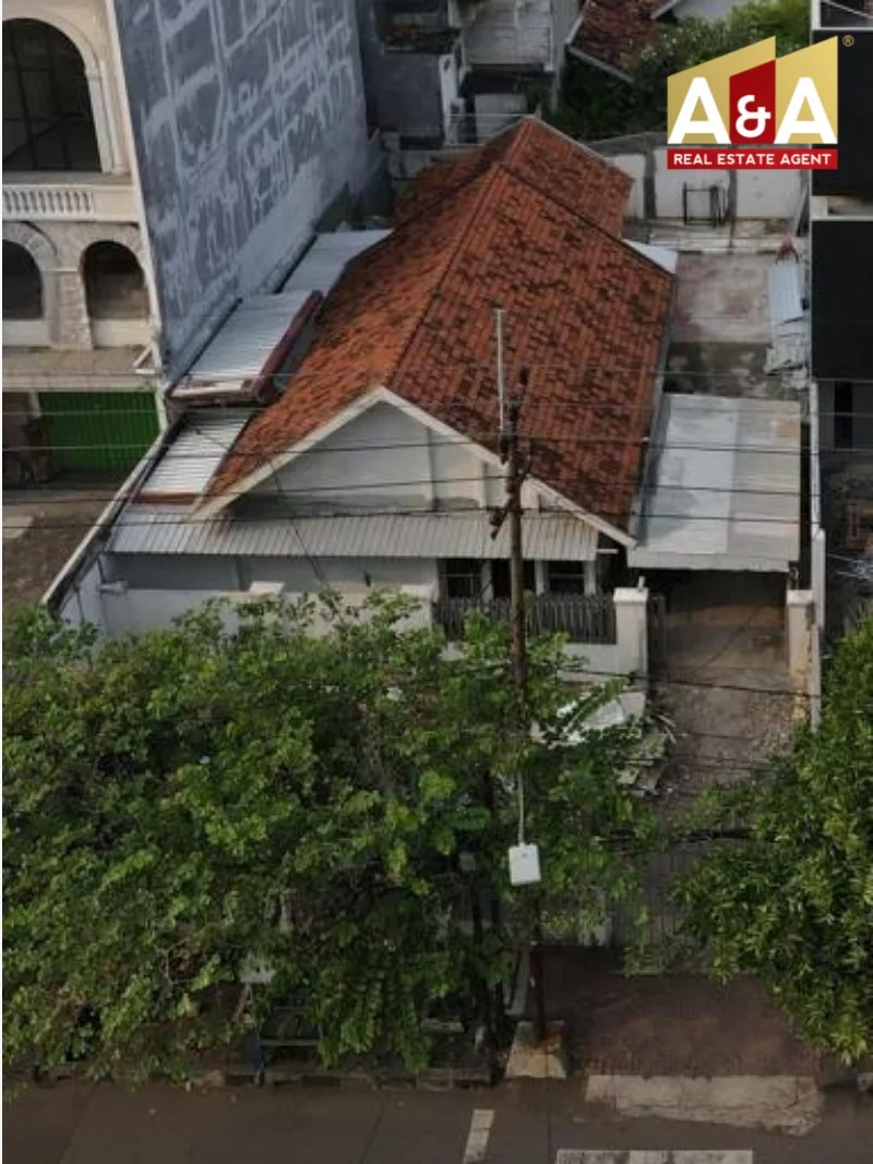 Disewakan Rumah Strategis di Dharmahusada Surabaya Timur