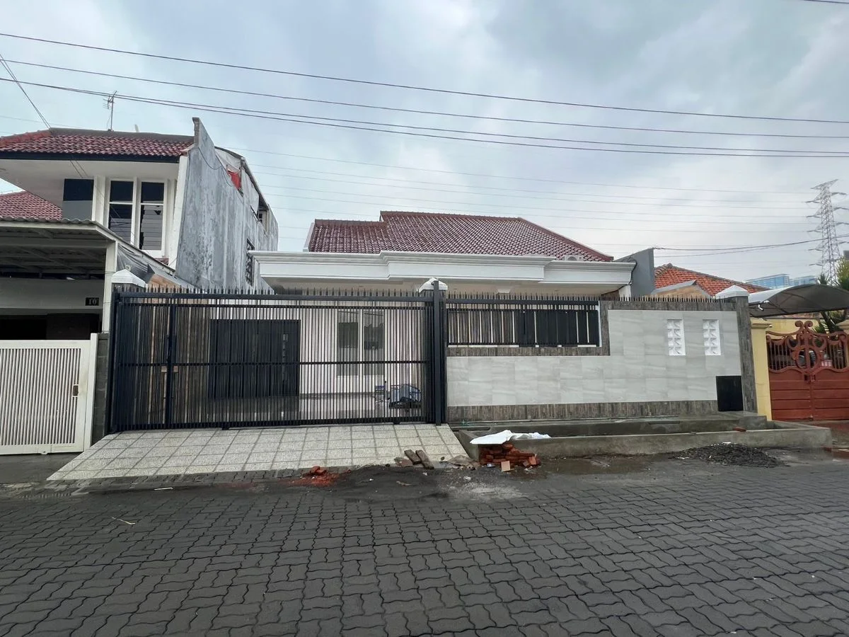 Dijual Rumah Baru Mewah Dharmahusada Utara Surabaya Timur