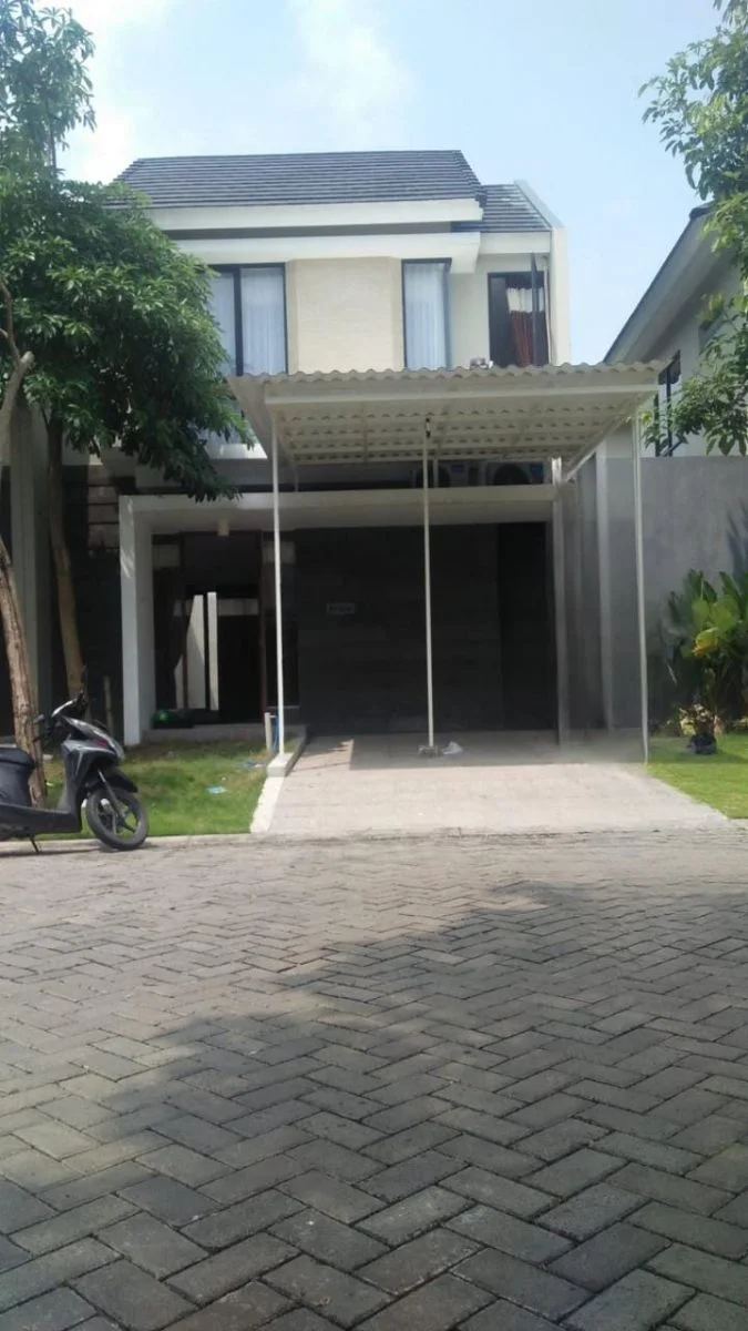 Dijual Rumah Minimalis Northwest Lake Citraland Surabaya Barat