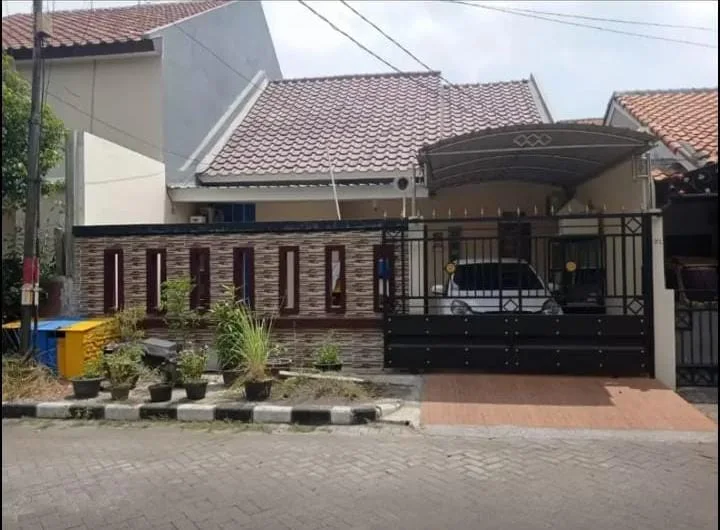 Dijual Rumah Siap Huni Babatan Pratama Wiyung Surabaya Barat