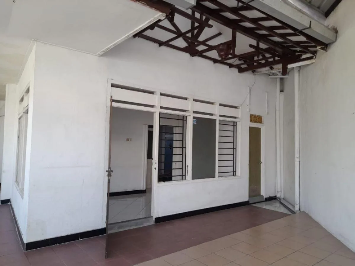 Dijual/Disewakan Rumah Siap Huni &amp; Terawat Darmo Permai Utara Surabaya Barat - Thumbnail 2
