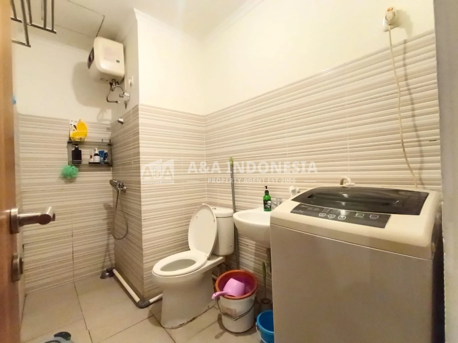 Dijual Apartemen Puncak Bukit Golf Surabaya Barat 2BR Full Furnished Hadap Golf & Pakuwon Mall - Thumbnail 3