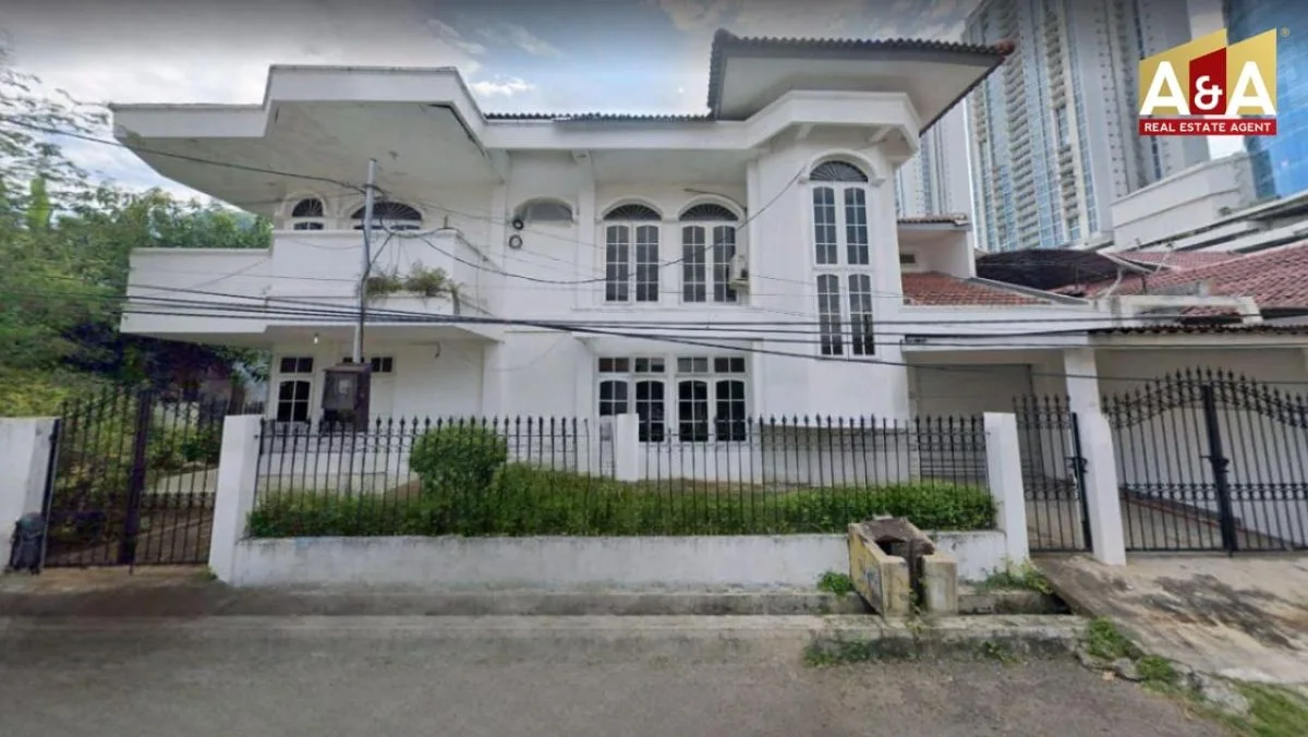 Dijual/Disewakan Rumah Strategis Kencanasari Timur Surabaya Barat