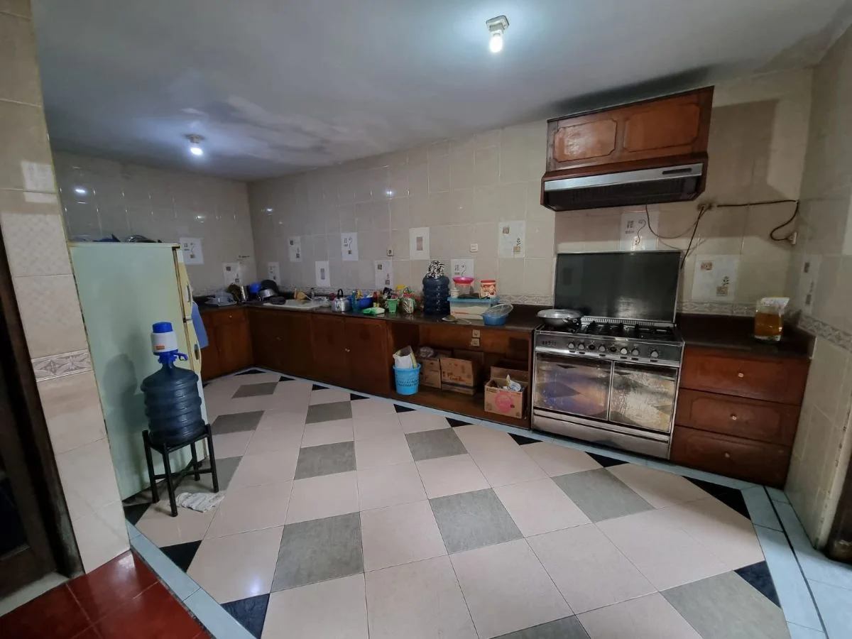 Dijual/Disewakan Rumah Siap Huni dan Nyaman di Dukuh Kupang Surabaya Barat - Thumbnail 4