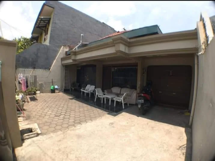 Dijual Rumah Strategis di Dukuh Kupang Timur Surabaya Barat - Thumbnail 2