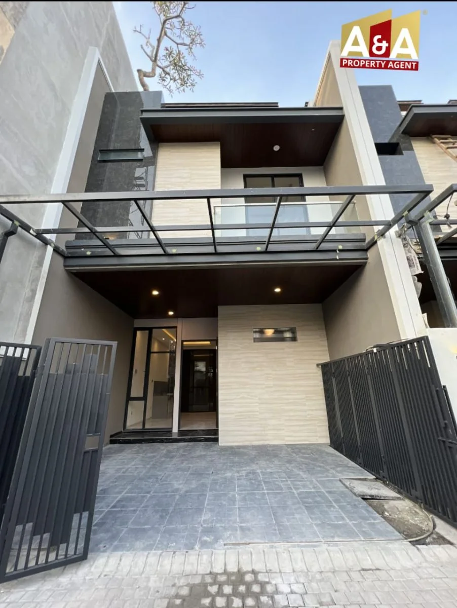 Dijual Rumah Baru Gress Raya Dukuh Kupang Surabaya Barat