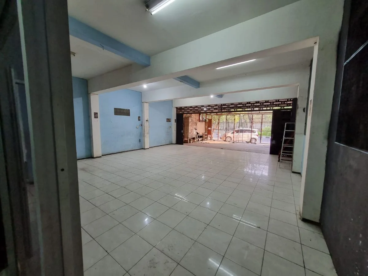 Disewakan Ruko 4 lantai Raya Kupang Jaya Surabaya Barat - Thumbnail 2