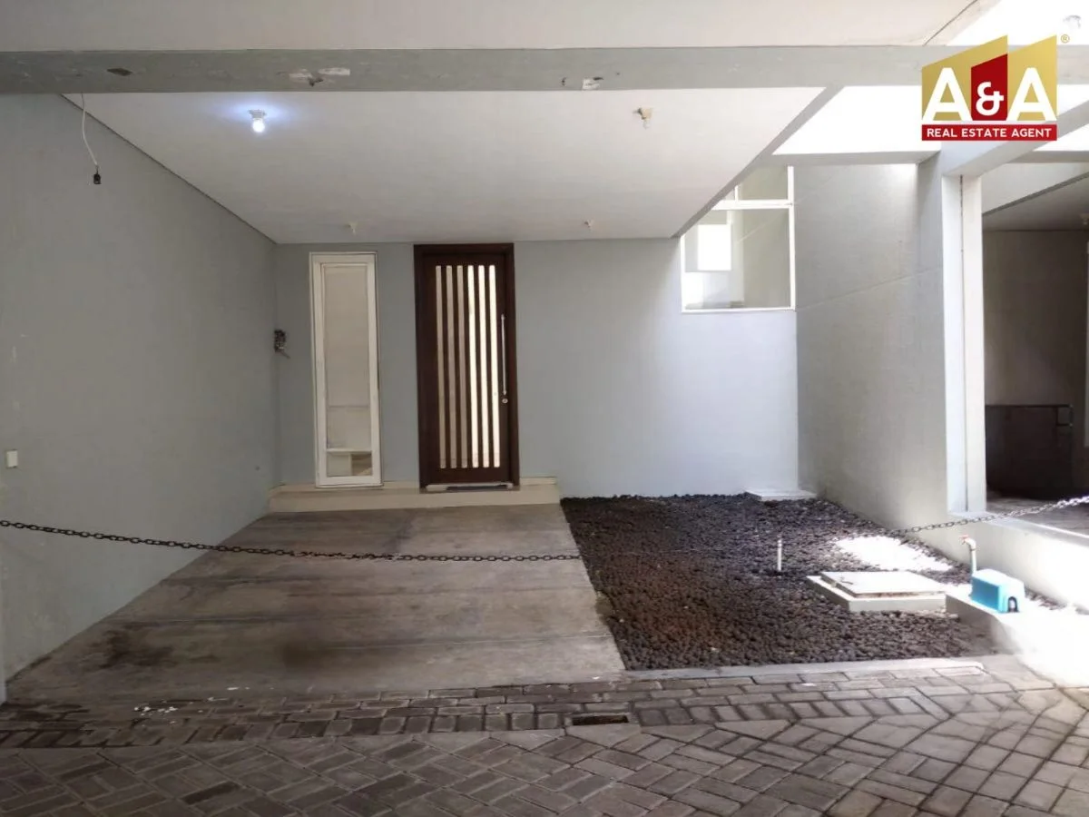 Dijual Rumah Wisata Bukit Mas 2 Notredame Surabaya Barat