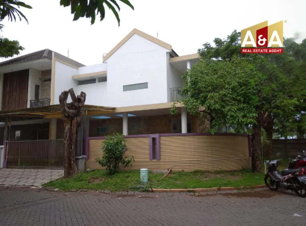 Disewakan Rumah Mewah dan Strategis di Wilayah Kalisari Permai Pakuwon City Surabaya Timur