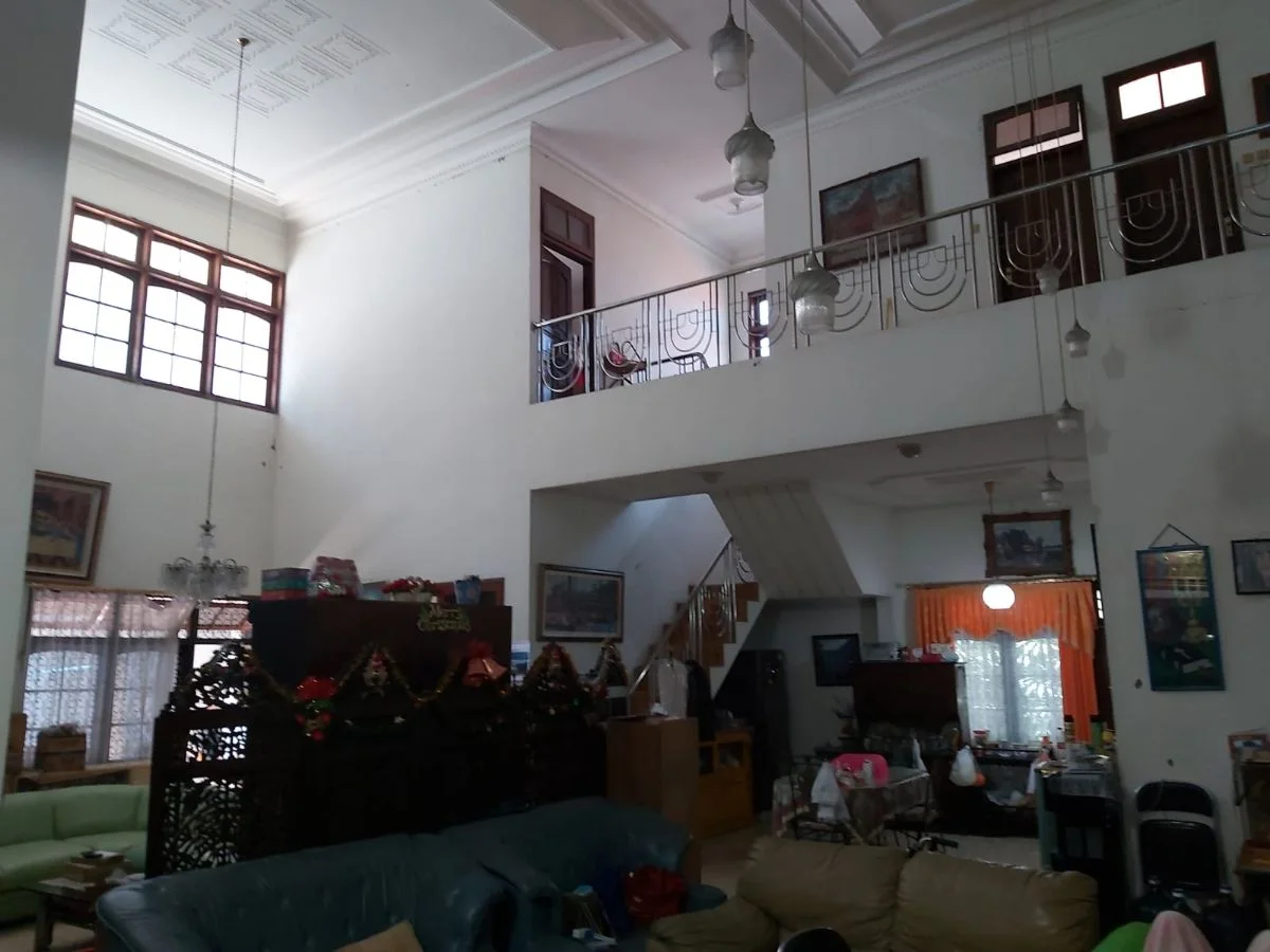 Dijual Rumah Sertifikat Hak Milik Dengan Lokasi Strategis Di Manyar Kartika Surabaya Timur - Thumbnail 4