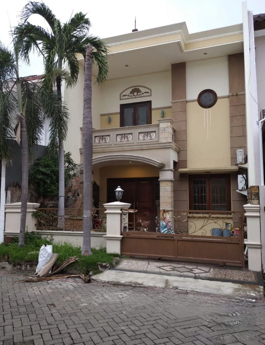 Dijual Rumah Terawat di Taman Mutiara Pakuwon City Surabaya Timur