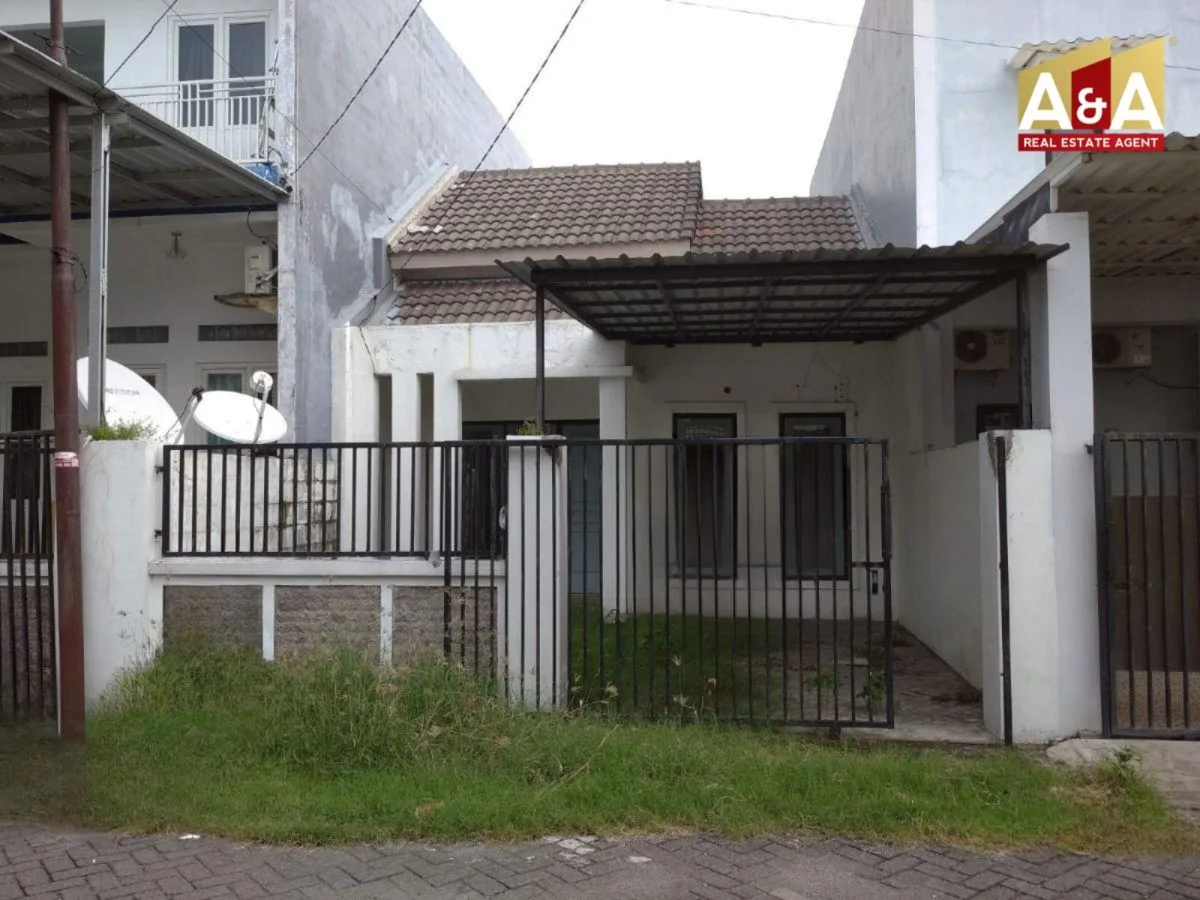 Dijual/disewakan Rumah Siap Huni Lokasi Strategis di Puri Citra Rungkut Surabaya Timur