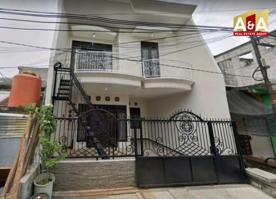 Disewakan Rumah Mewah Pakis Tirtosari Surabaya Selatan