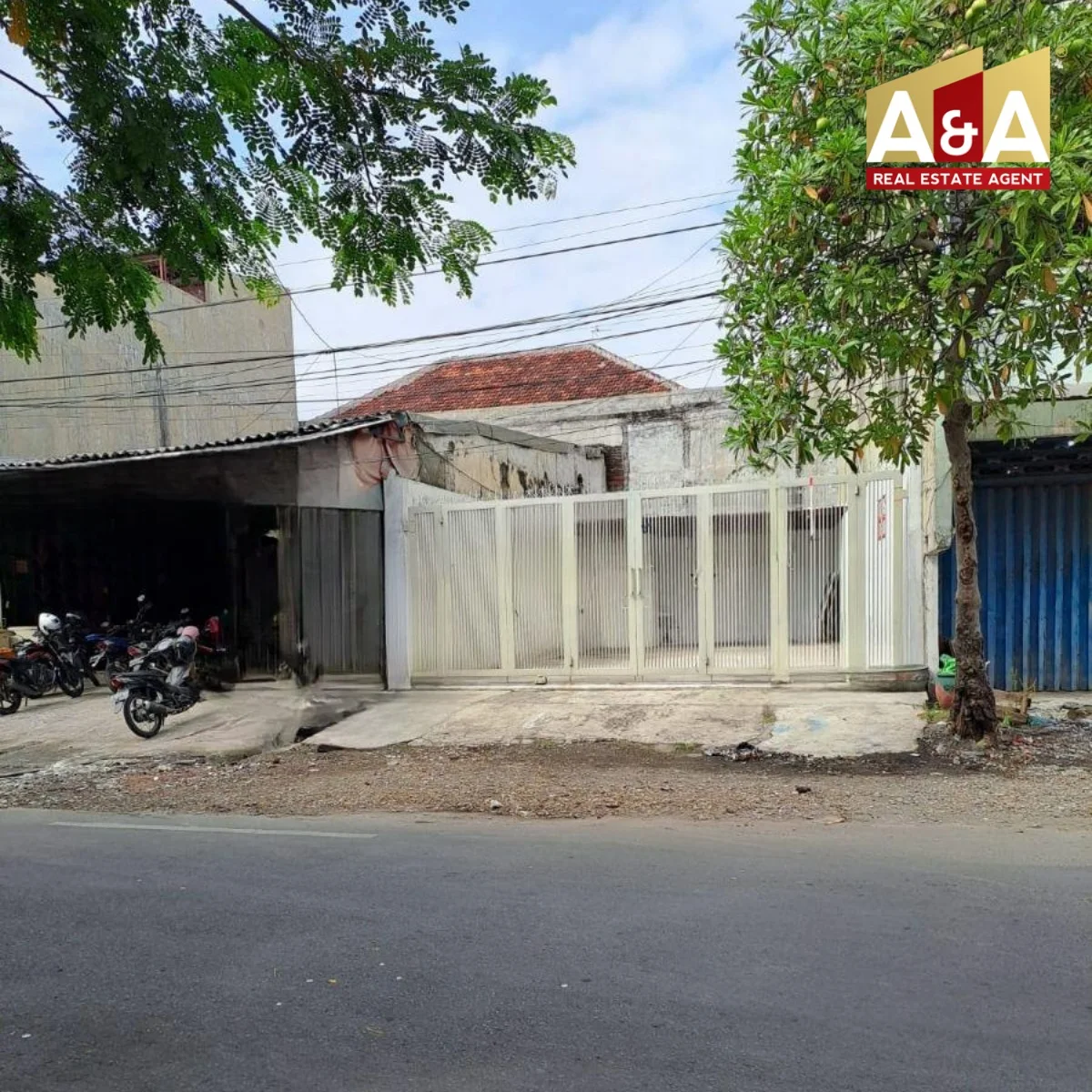Dijual Cepat Tanah Strategis di Raya Baratajaya Surabaya Timur