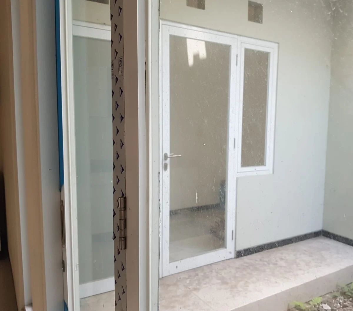 Dijual Rumah Strategis Sukolilo Mulia Surabaya Timur - Thumbnail 4