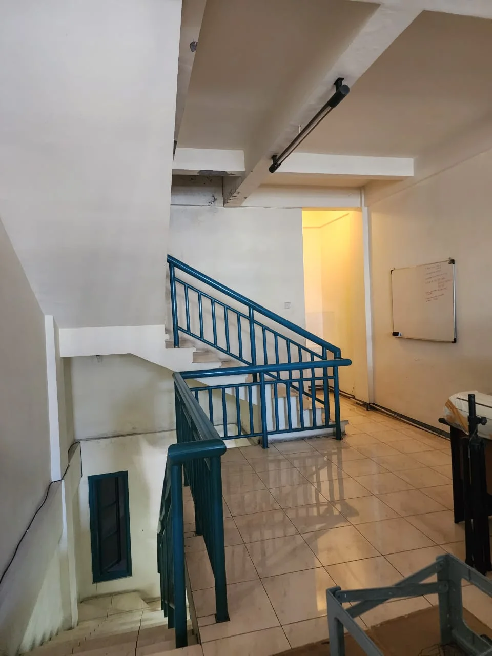 Dijual Toko Strategis 3 Lantai di Tidar Mas Square Surabaya Pusat - Thumbnail 2