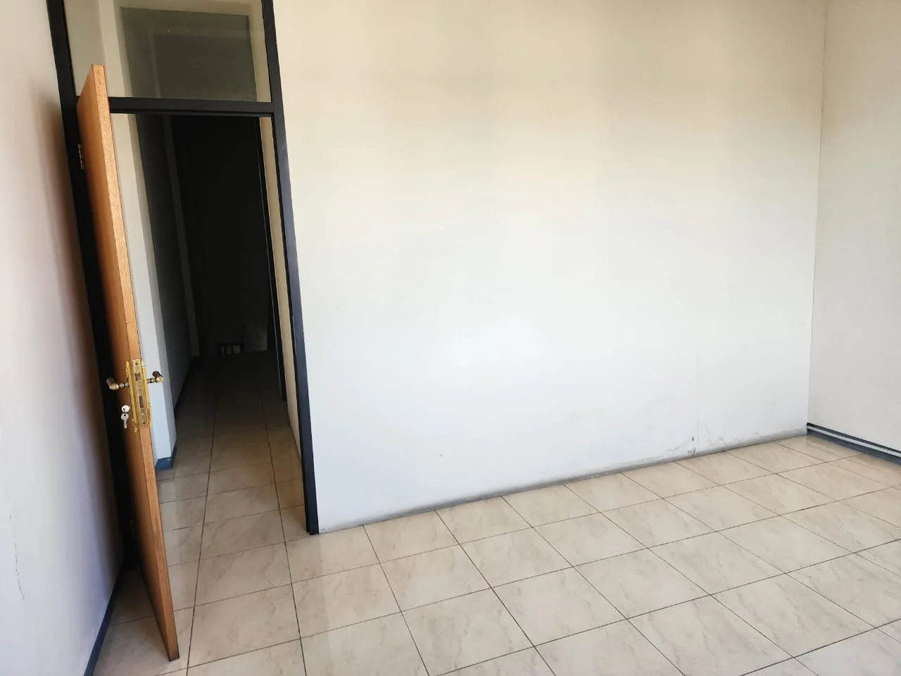 Dijual Toko Strategis 3 Lantai di Tidar Mas Square Surabaya Pusat - Thumbnail 7