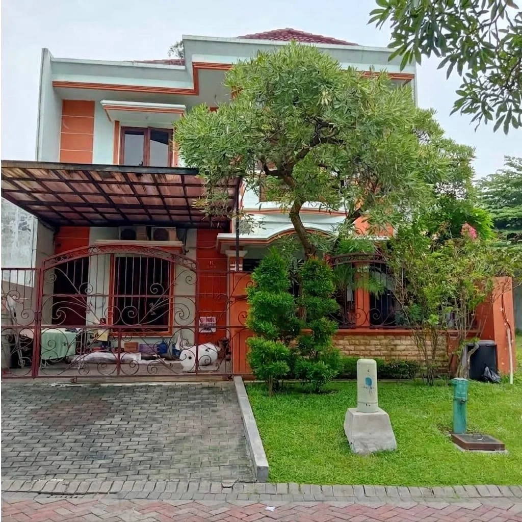 Dijual Rumah Bagus Daerah Graha Family Surabaya Barat - Image 1