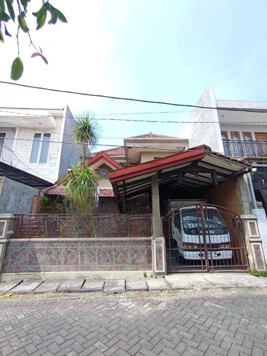 Dijual Rumah 2 Lantai Siap Huni di Ngagel Tama Surabaya Timur - Thumbnail 2