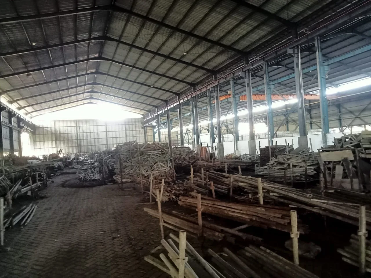 Disewakan Tanah Luas Cocok Untuk Industri di Kawasan Jalan Semeru Gresik - Thumbnail 2
