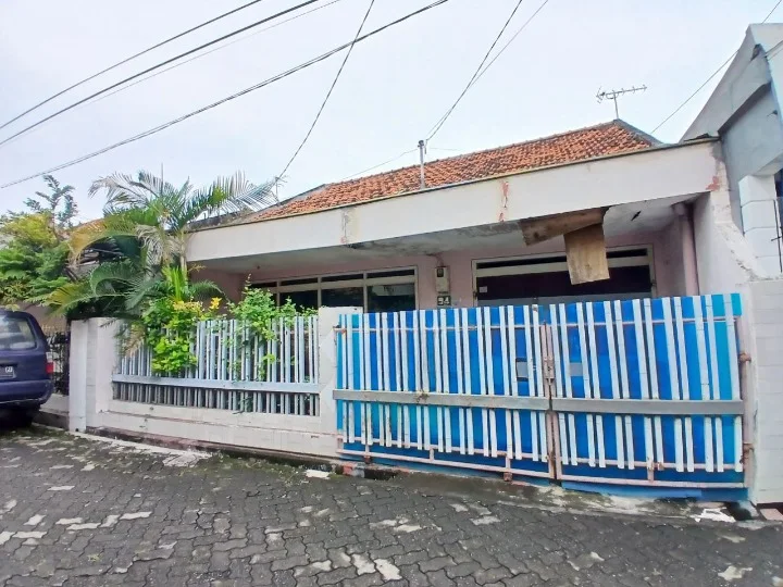Dijual Rumah Siap Huni Strategis di Ngagel Timur Surabaya Timur