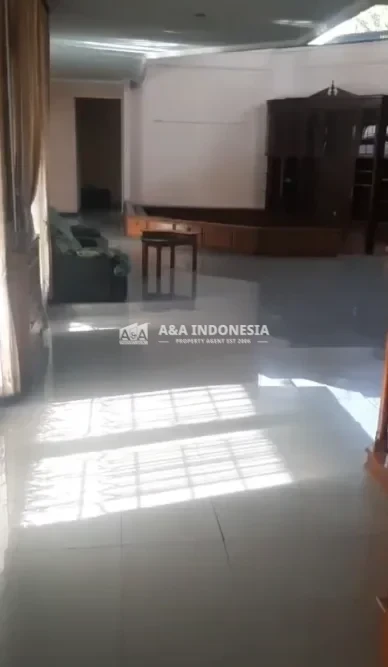 Dijual Rumah  2 Lantai Mewah Lokasi Premiumdi Margorejo Indah Surabaya Selatan - Thumbnail 3