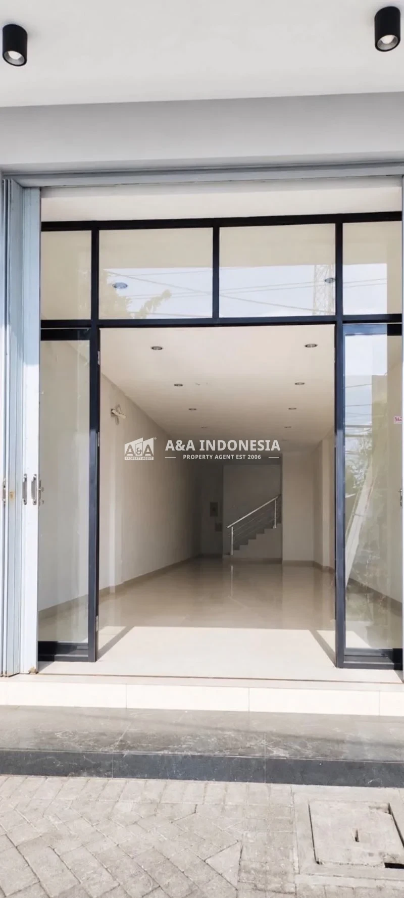 Dijual/ Disewakan Ruko Lokasi Strategis 0 Jalan Raya 3 Lantai Raya Pucang Anom Surabaya Timur - Thumbnail 3