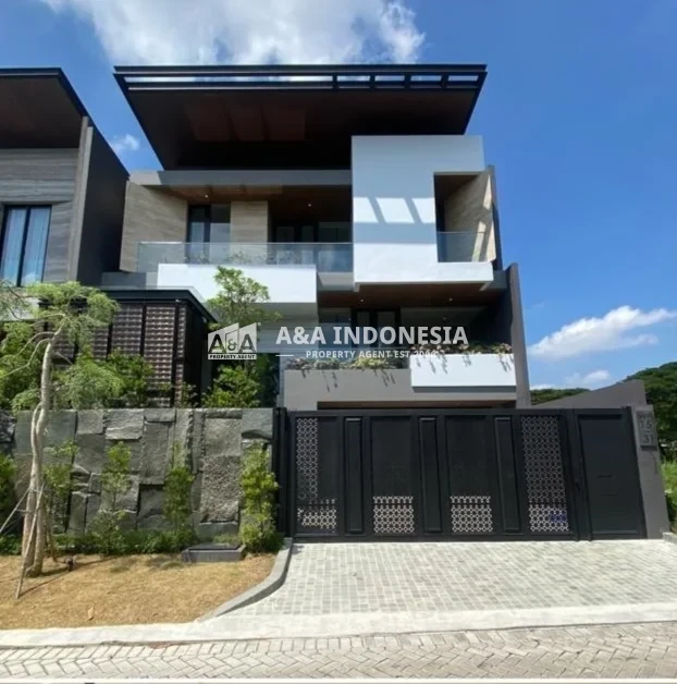 Dijual Rumah Mewah Lokasi Strategis Modern Minimalis Waterfront Citraland Surabaya Barat