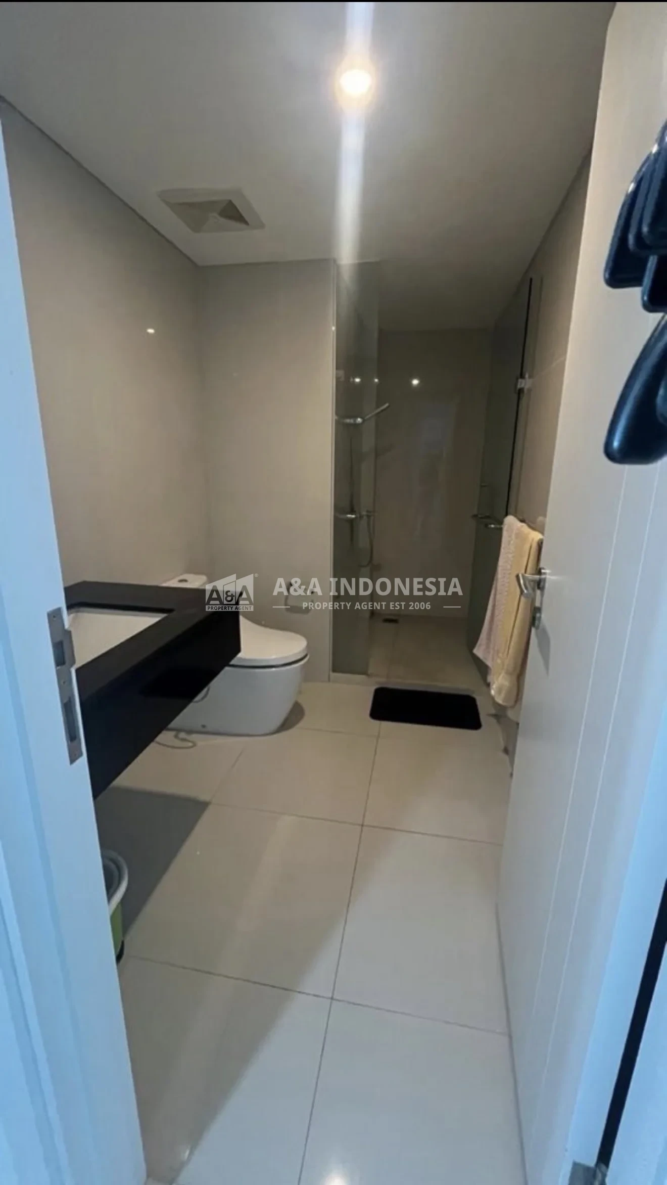 Dijual Apartemen SOHO The Viel Loft Ciputra World Surabaya Barat 111 m², City View, Mezzanine & High Ceiling - Thumbnail 3