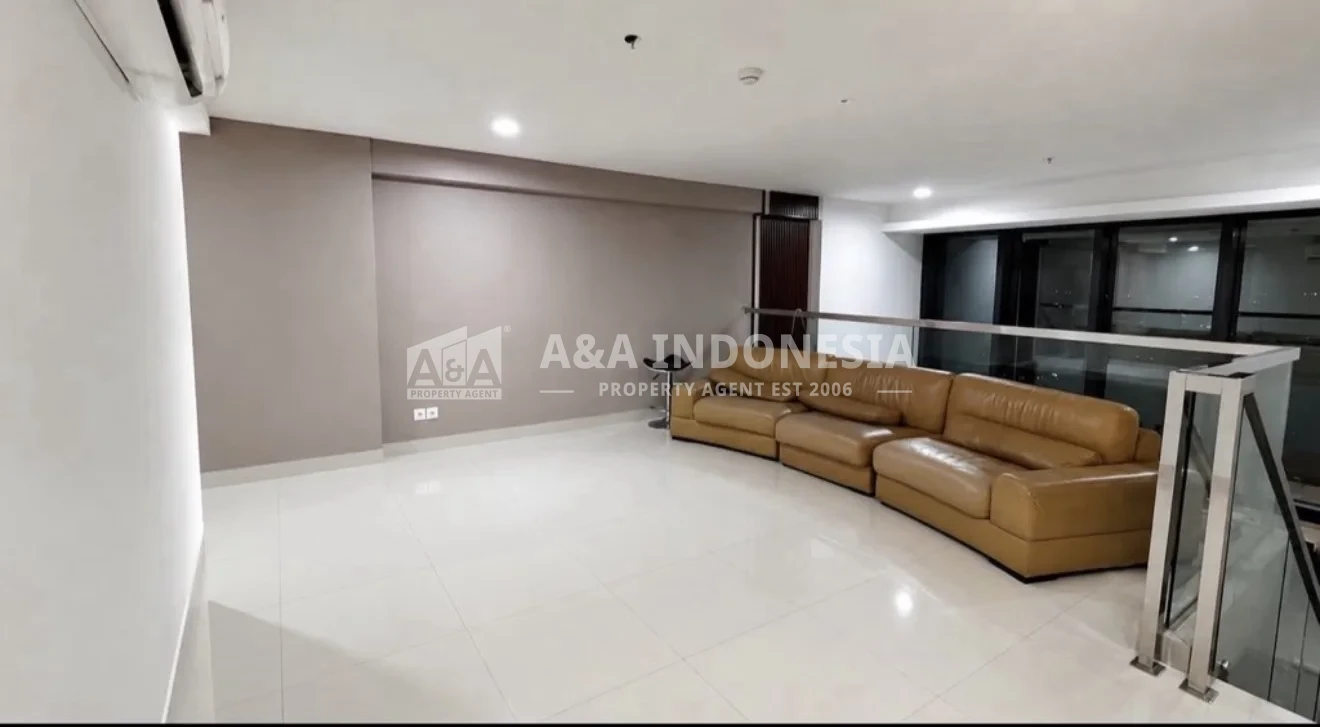 Dijual Apartemen SOHO The Viel Loft Ciputra World Surabaya Barat 111 m², City View, Mezzanine & High Ceiling - Thumbnail 4