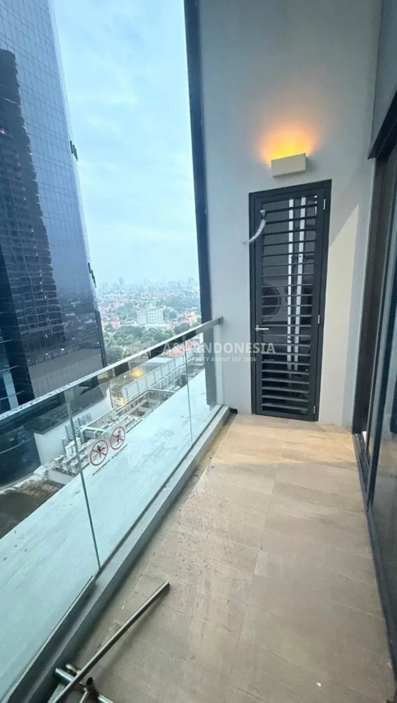 Dijual Apartemen SOHO The Viel Loft Ciputra World Surabaya Barat 111 m², City View, Mezzanine & High Ceiling - Thumbnail 6