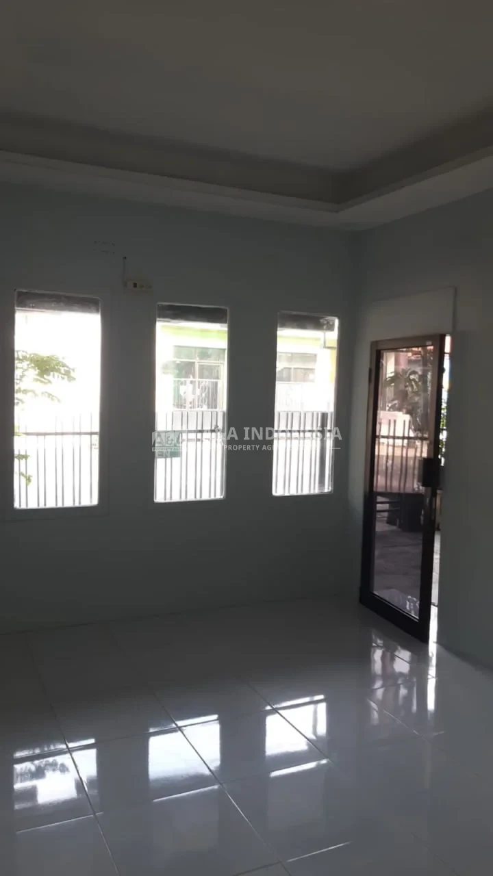 Disewakan Rumah Usaha Ex Cafe Dan Kantor Di Gubeng Kertajaya, Surabaya Timur - Thumbnail 3