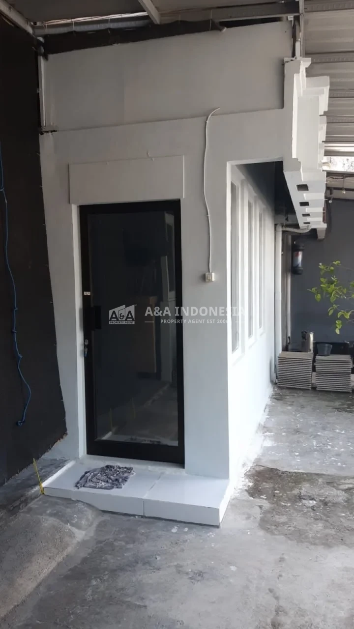 Disewakan Rumah Usaha Ex Cafe Dan Kantor Di Gubeng Kertajaya, Surabaya Timur - Thumbnail 4