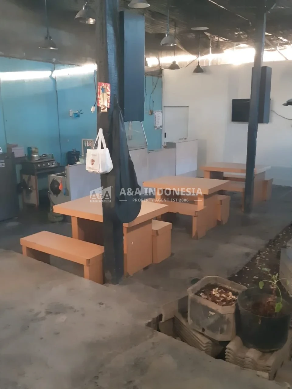 Disewakan Rumah Usaha Ex Cafe Dan Kantor Di Gubeng Kertajaya, Surabaya Timur - Thumbnail 7