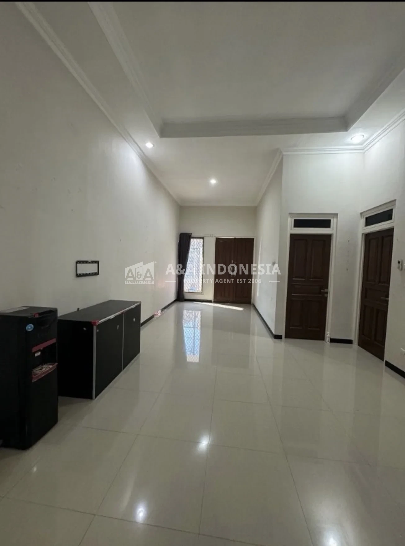 Dijual Rumah 1 Lantai di Manyar Tirtoyoso Surabaya Timur, SHM, 3+1 Kamar Tidur, Lokasi Premium - Thumbnail 2