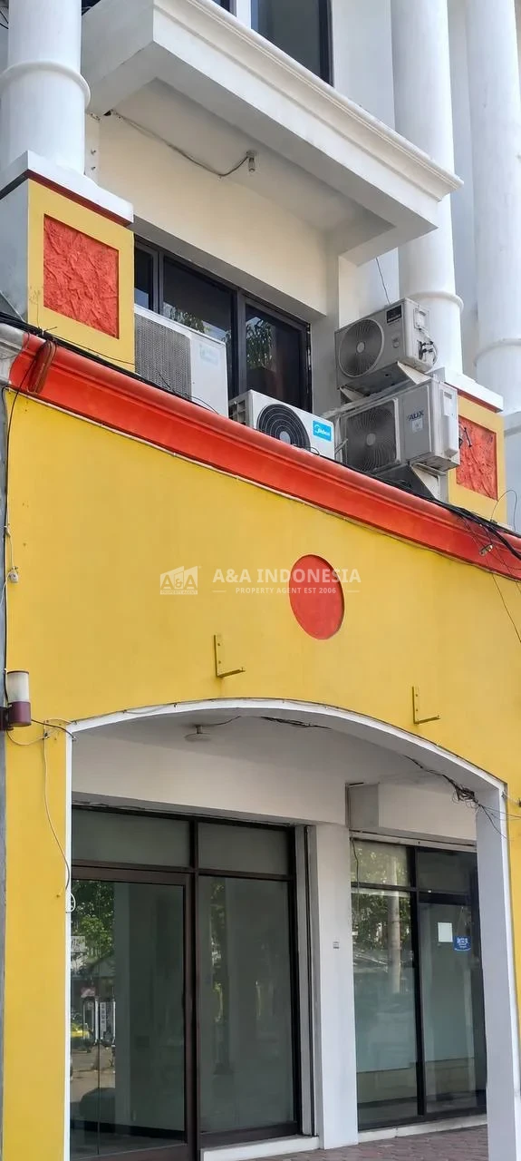Disewakan Ruko Rich Palace Di Jalan Mayjen Sungkono, Surabaya Barat