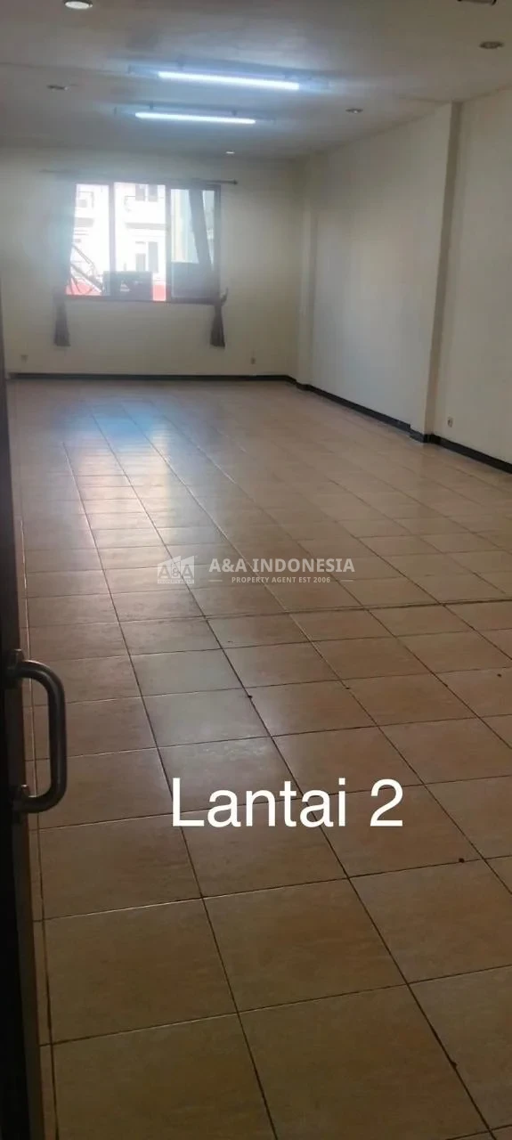 Disewakan Ruko Rich Palace Di Jalan Mayjen Sungkono, Surabaya Barat - Thumbnail 2