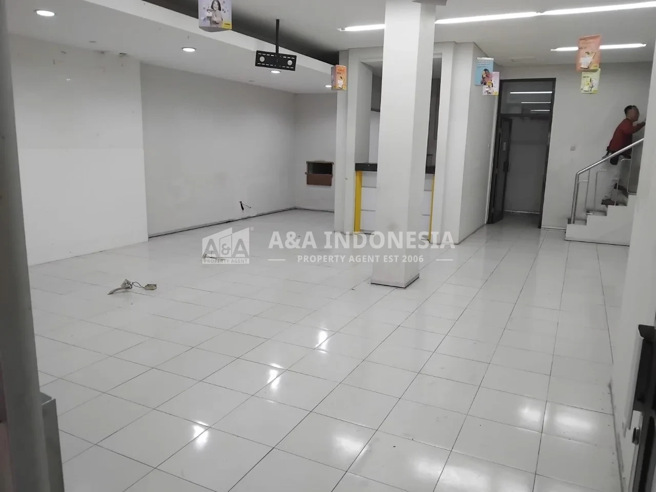 Disewakan Ruko Di Kawasan Kayun, Surabaya Pusat - Thumbnail 3