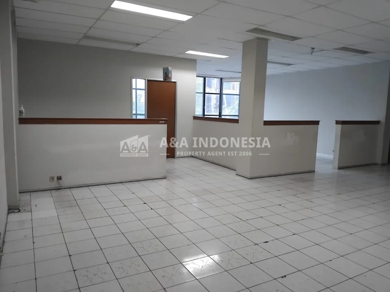 Disewakan Ruko Di Kawasan Kayun, Surabaya Pusat - Thumbnail 4