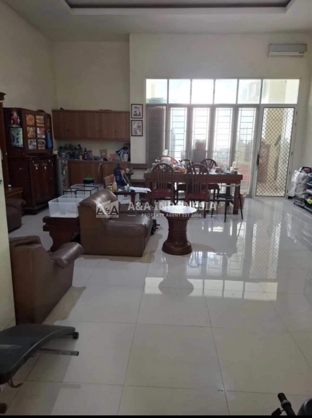 Dijual Rumah 1 Lantai di Manyar Tirtomoyo Surabaya Timur – LT 269 m² SHM, 4 KT - Thumbnail 2
