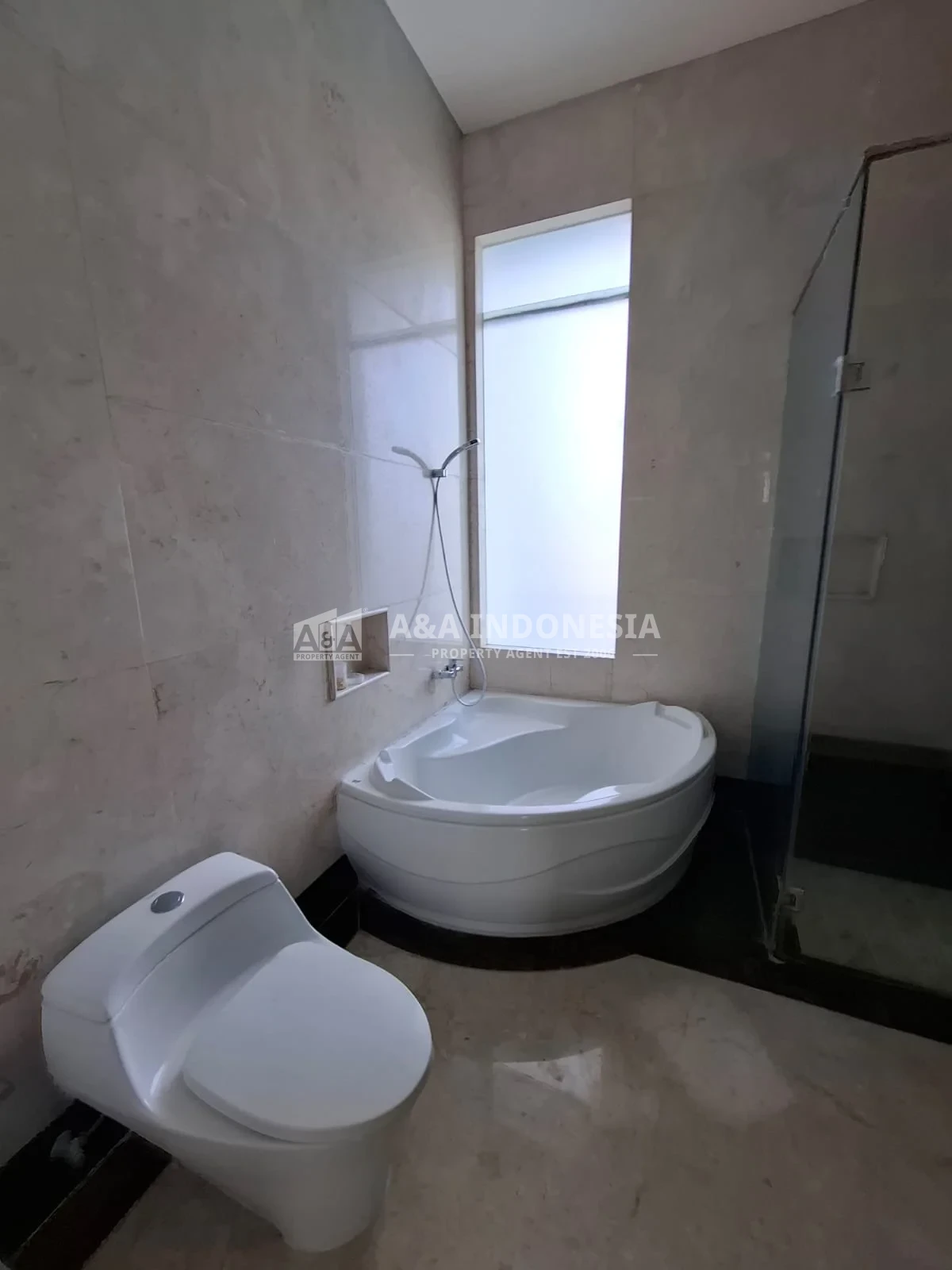 Dijual Rumah Minimalis di Palm Beach Pakuwon City Surabaya Timur - Thumbnail 5