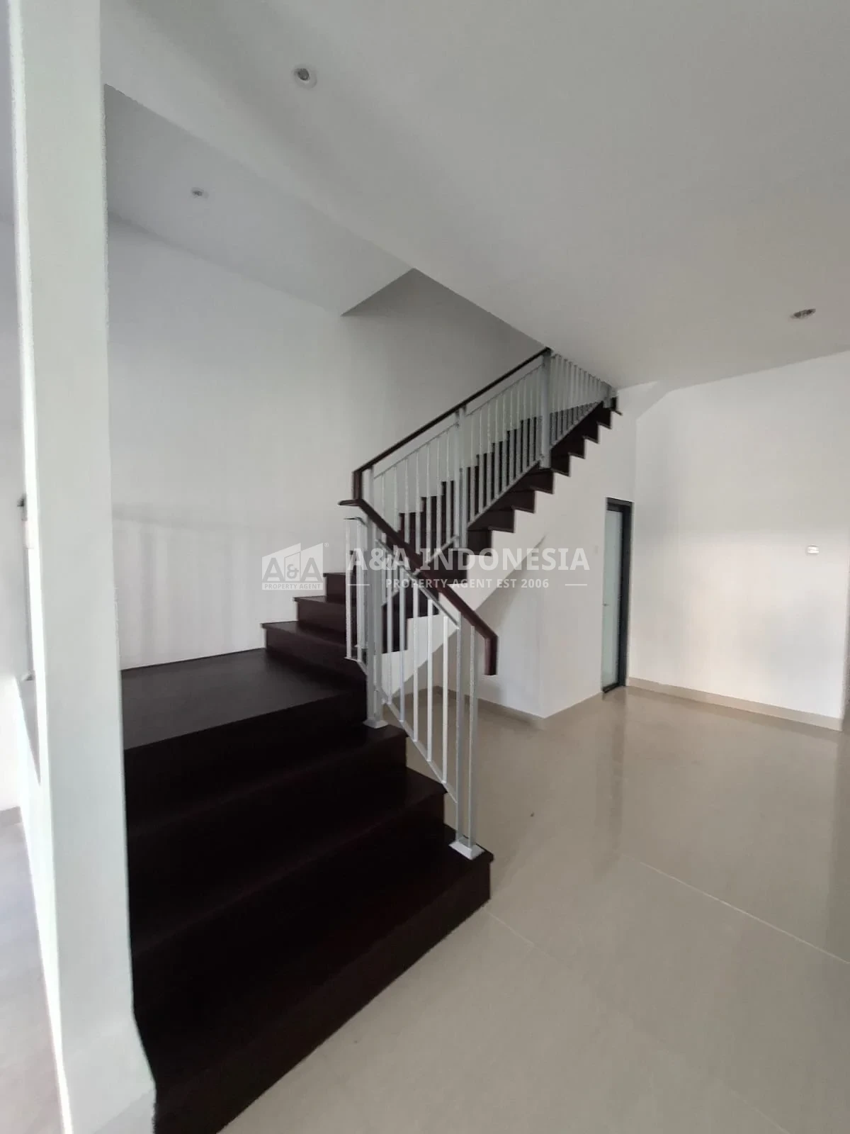 Dijual Rumah Minimalis di Palm Beach Pakuwon City Surabaya Timur - Thumbnail 8