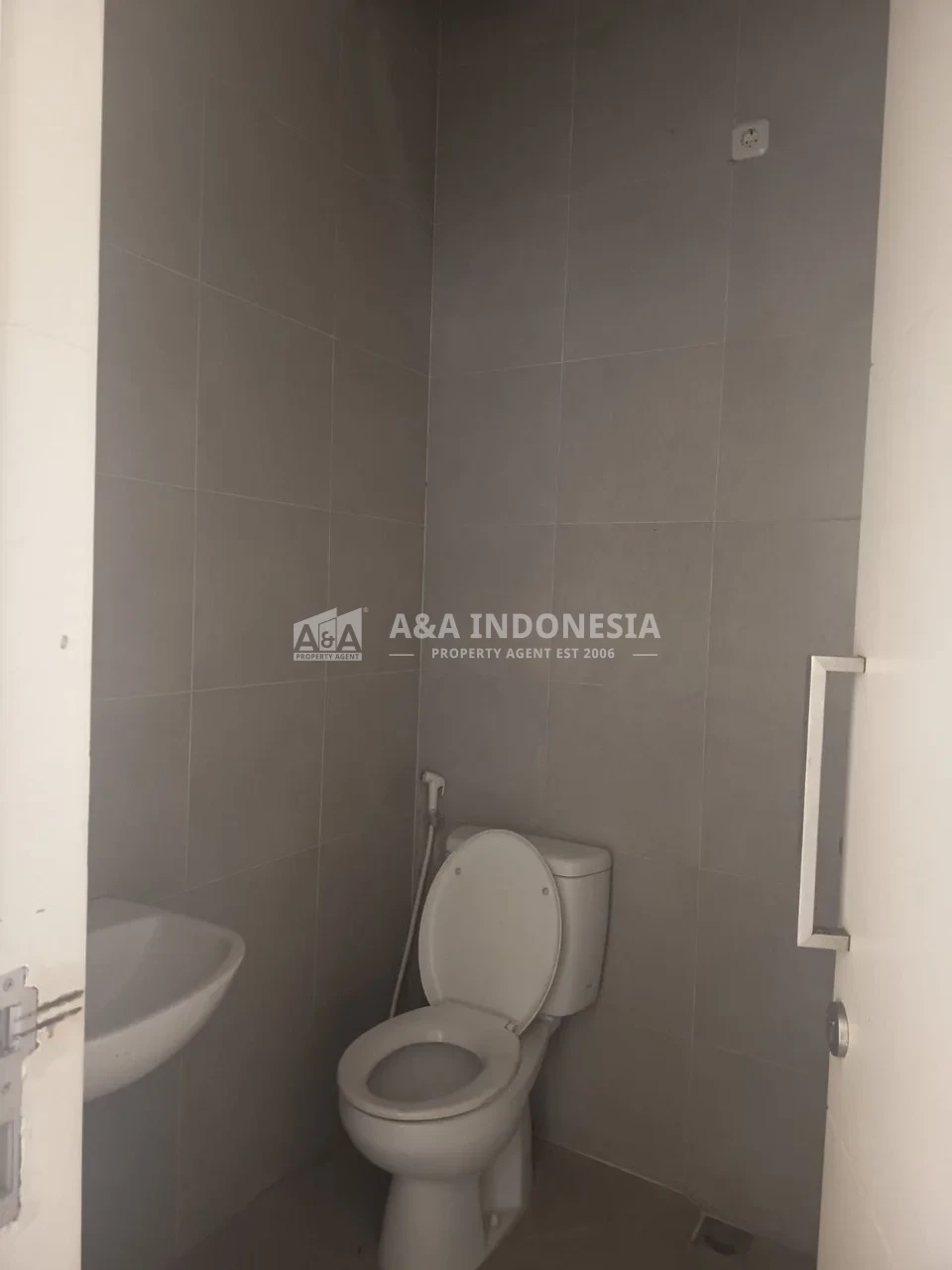 Dijual/Sewa Murah Rumah di Green Hill Citraland Surabaya Barat - Thumbnail 3